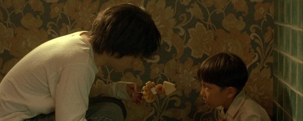 L: change the WorLd Banner