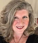 Lynne Magnavite